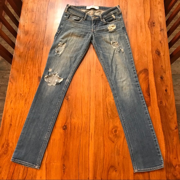 Hollister Denim - Hollister Distressed Blue Jeans Waist 25 Inseam 31